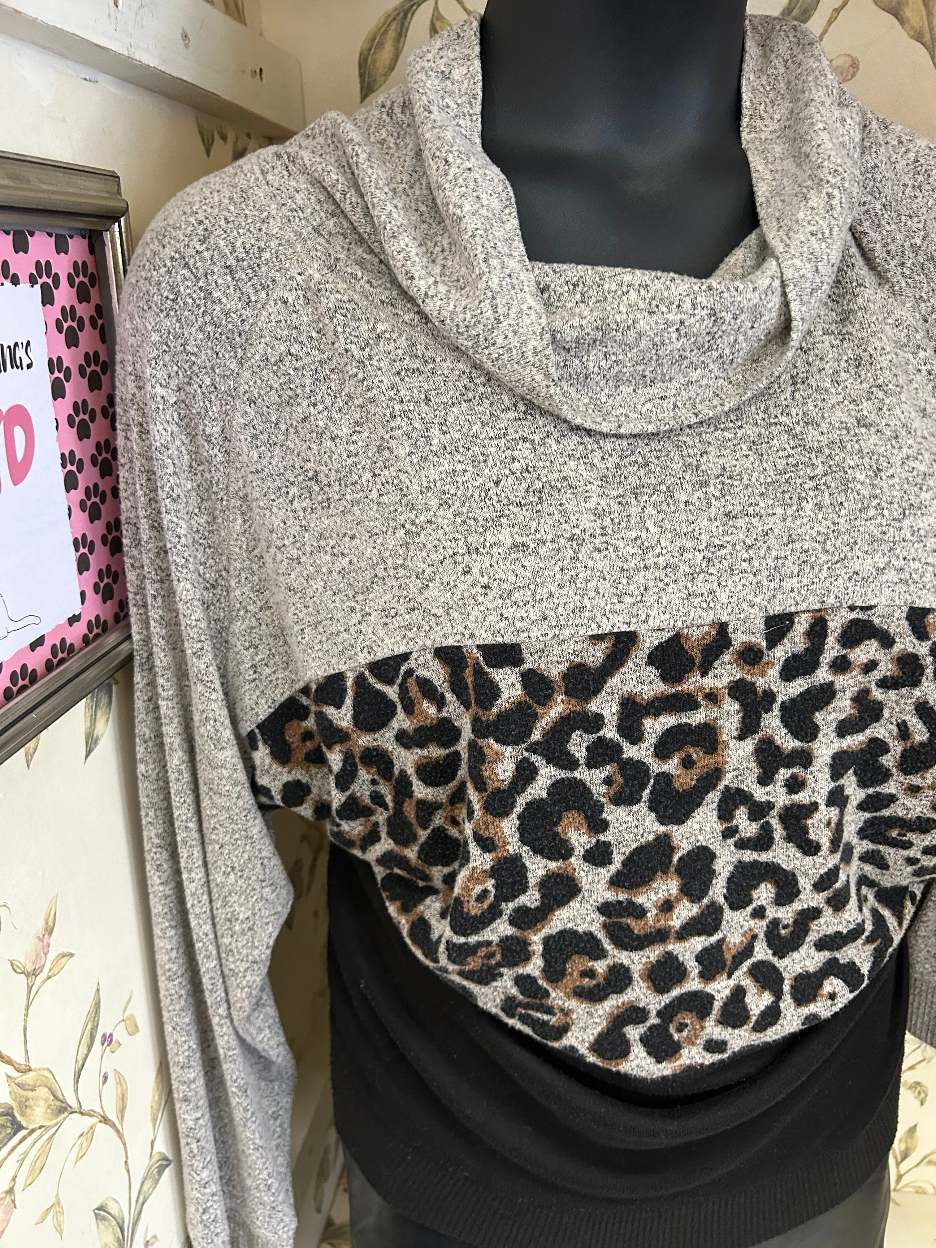 Maurices Gray Tops, 2x