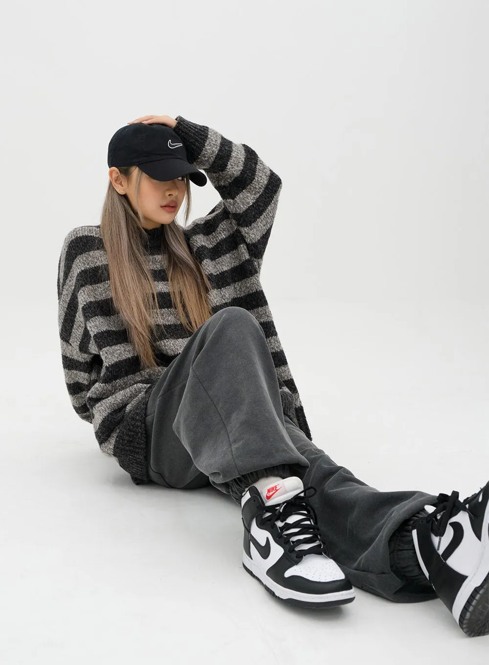 Stripped Loose Fit Knit Sweater J18
