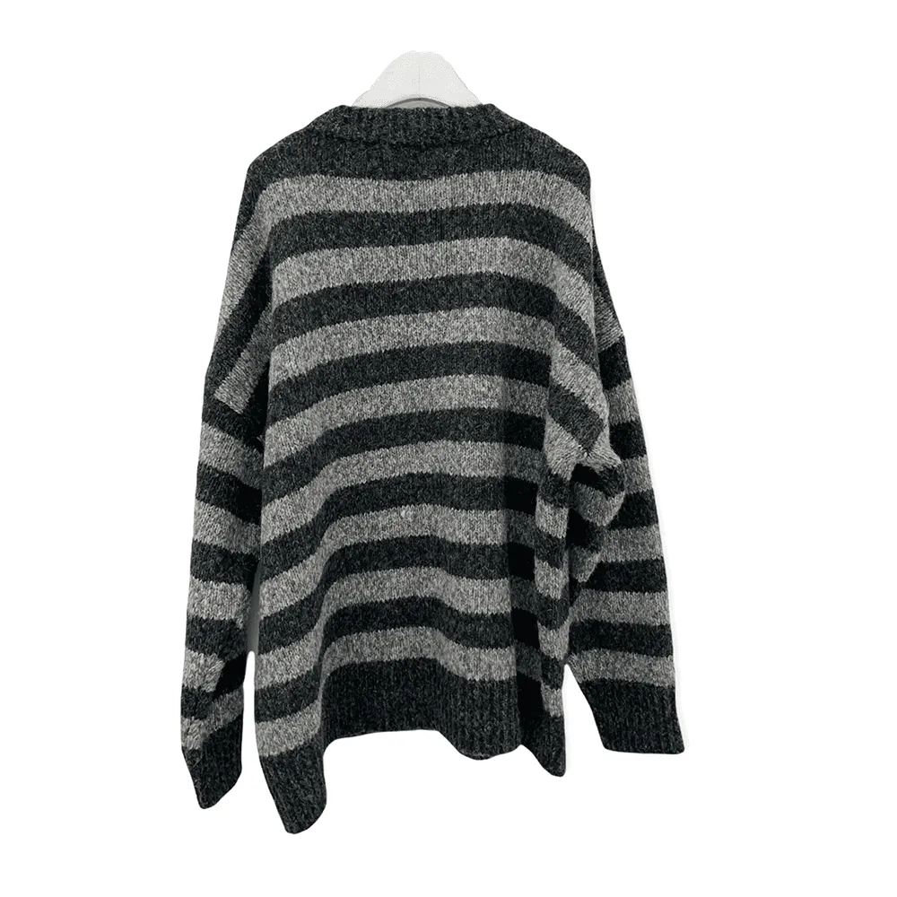 Stripped Loose Fit Knit Sweater J18